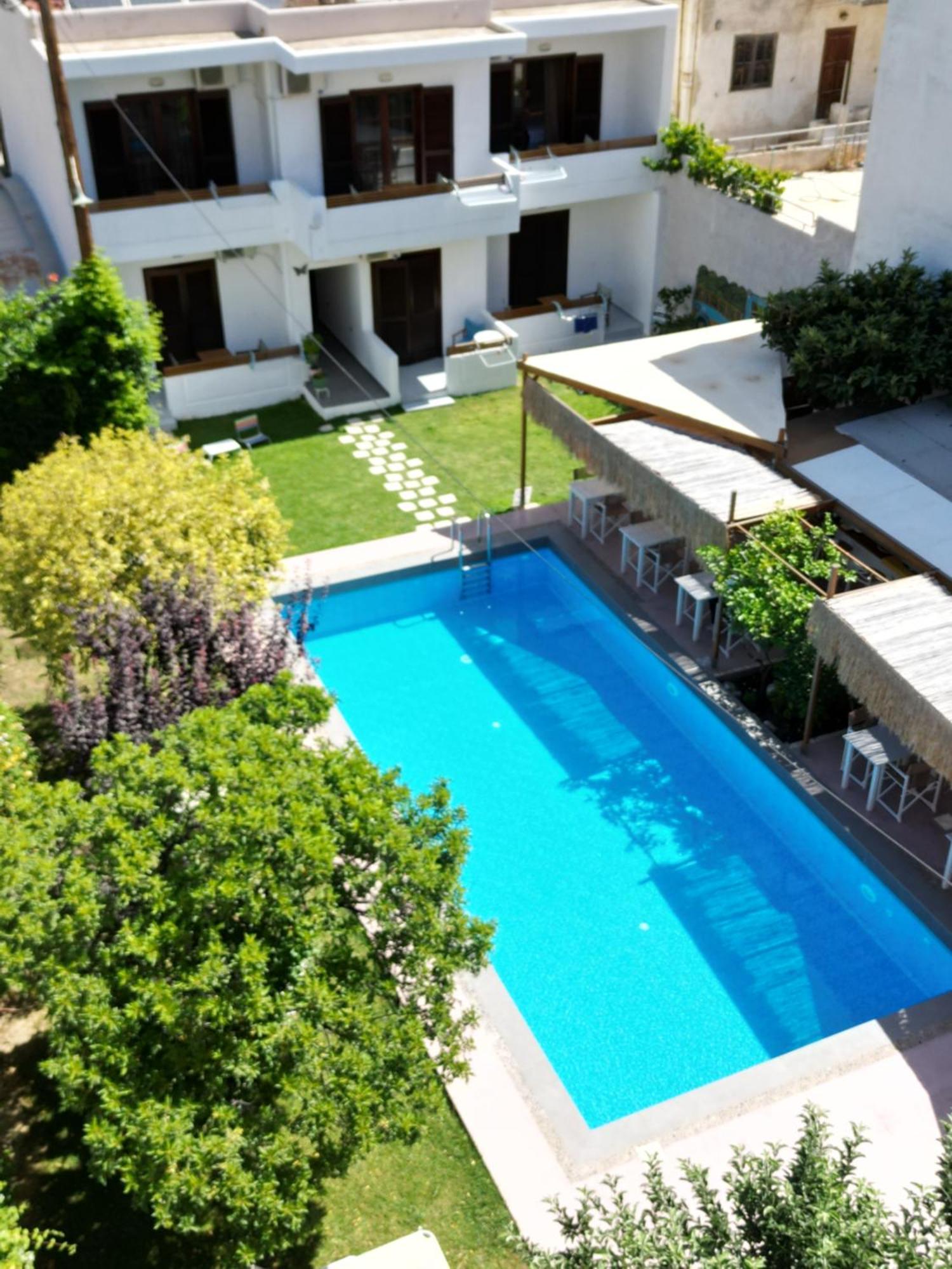 Tree Of Life Art Hotel Agia Marina Eksteriør billede