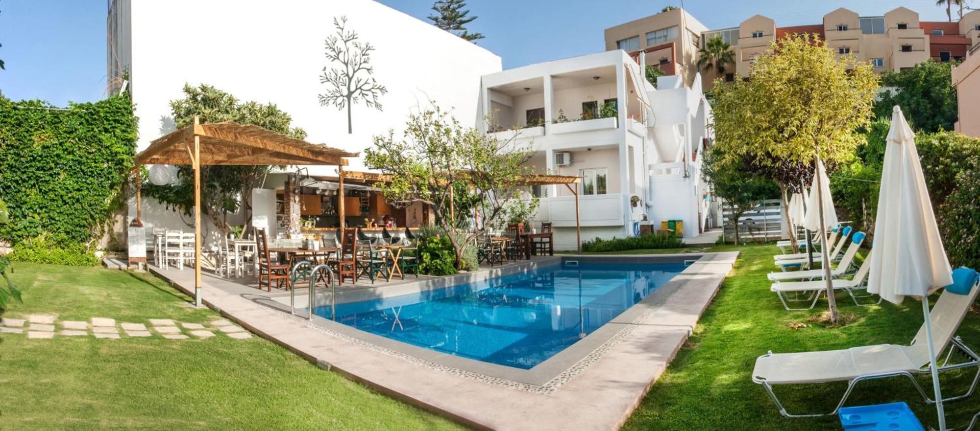 Tree Of Life Art Hotel Agia Marina Eksteriør billede