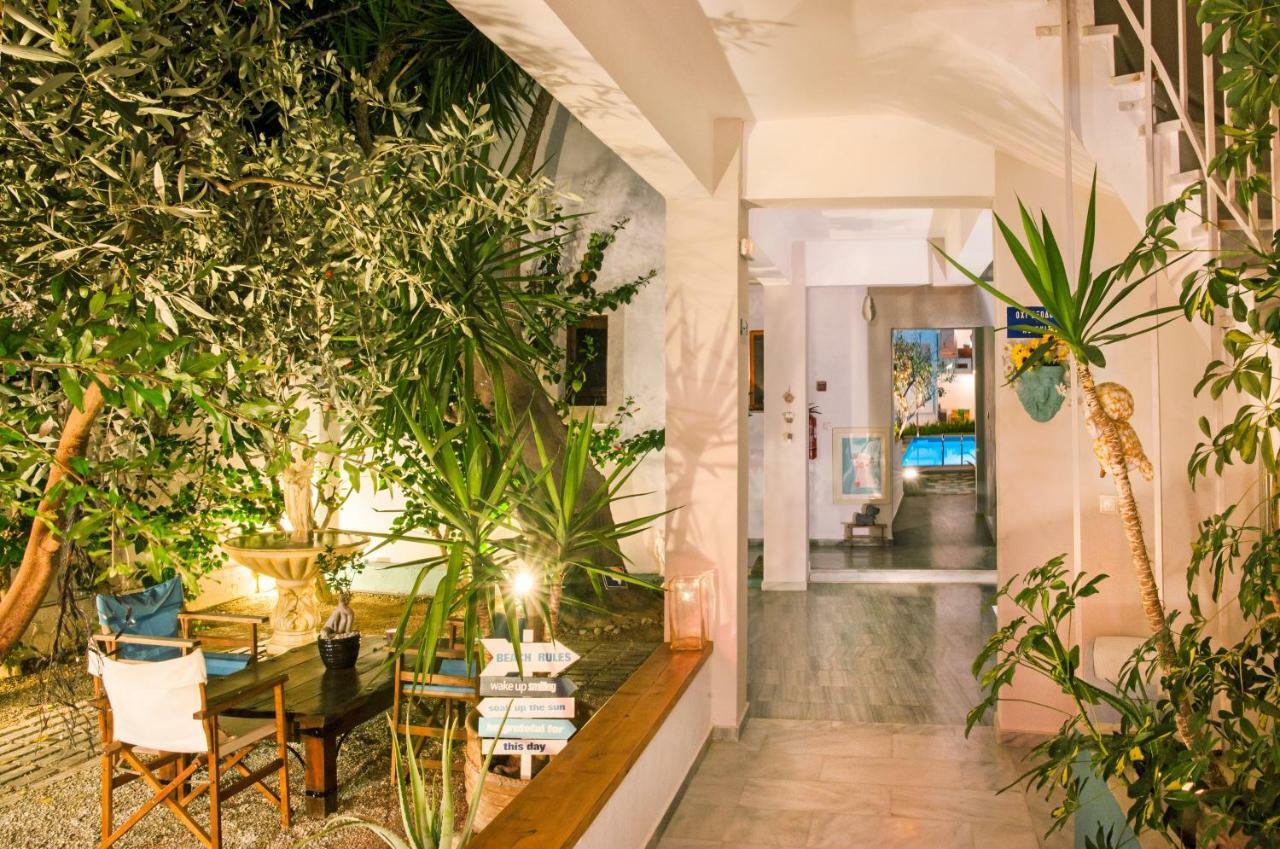 Tree Of Life Art Hotel Agia Marina Eksteriør billede